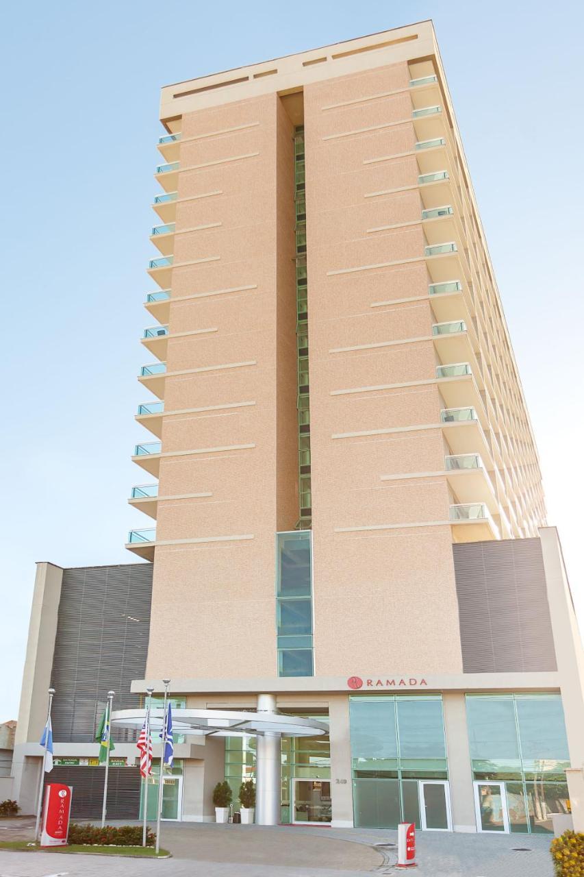 Ramada By Wyndham Macae Hotel & Suites Екстериор снимка