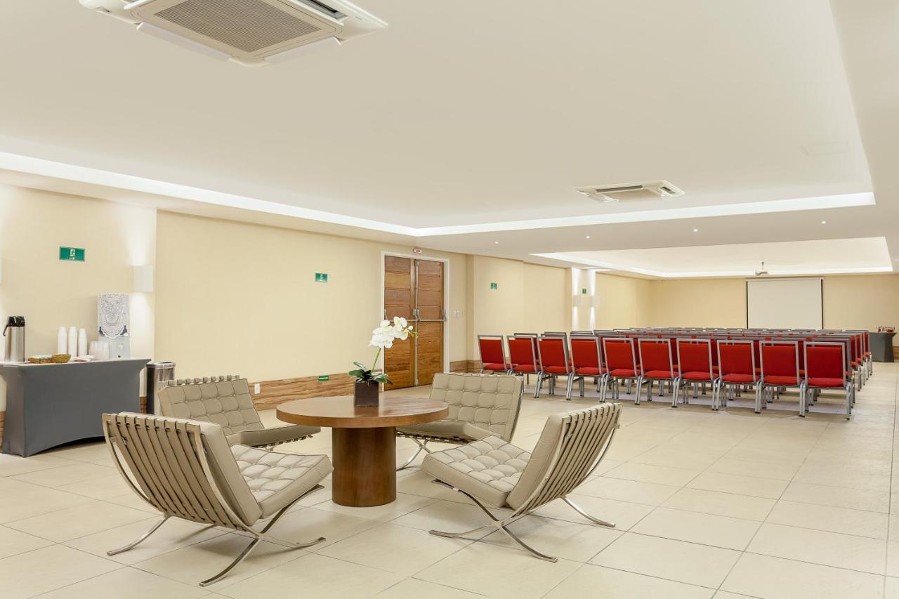 Ramada By Wyndham Macae Hotel & Suites Екстериор снимка