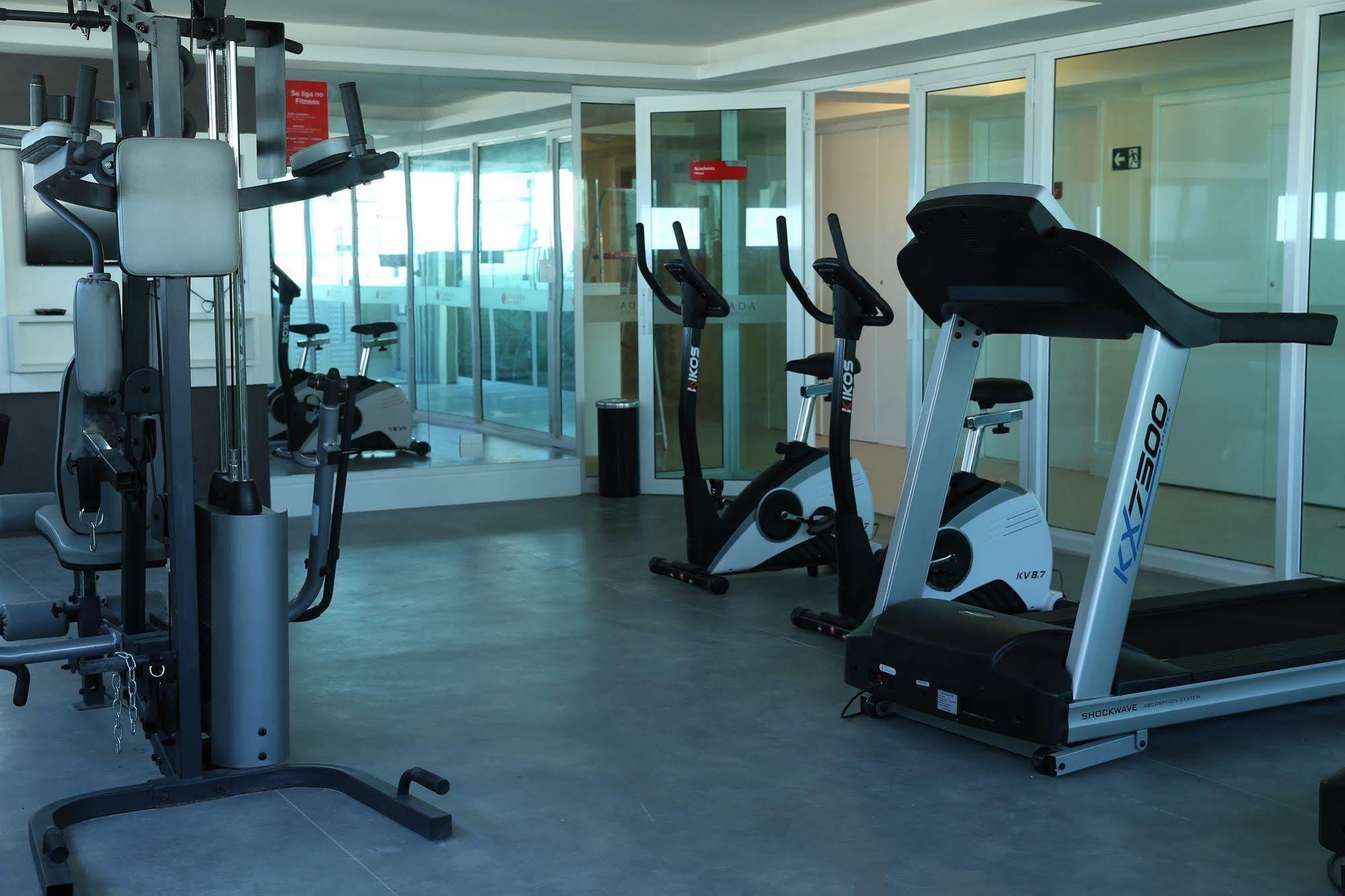 Ramada By Wyndham Macae Hotel & Suites Екстериор снимка